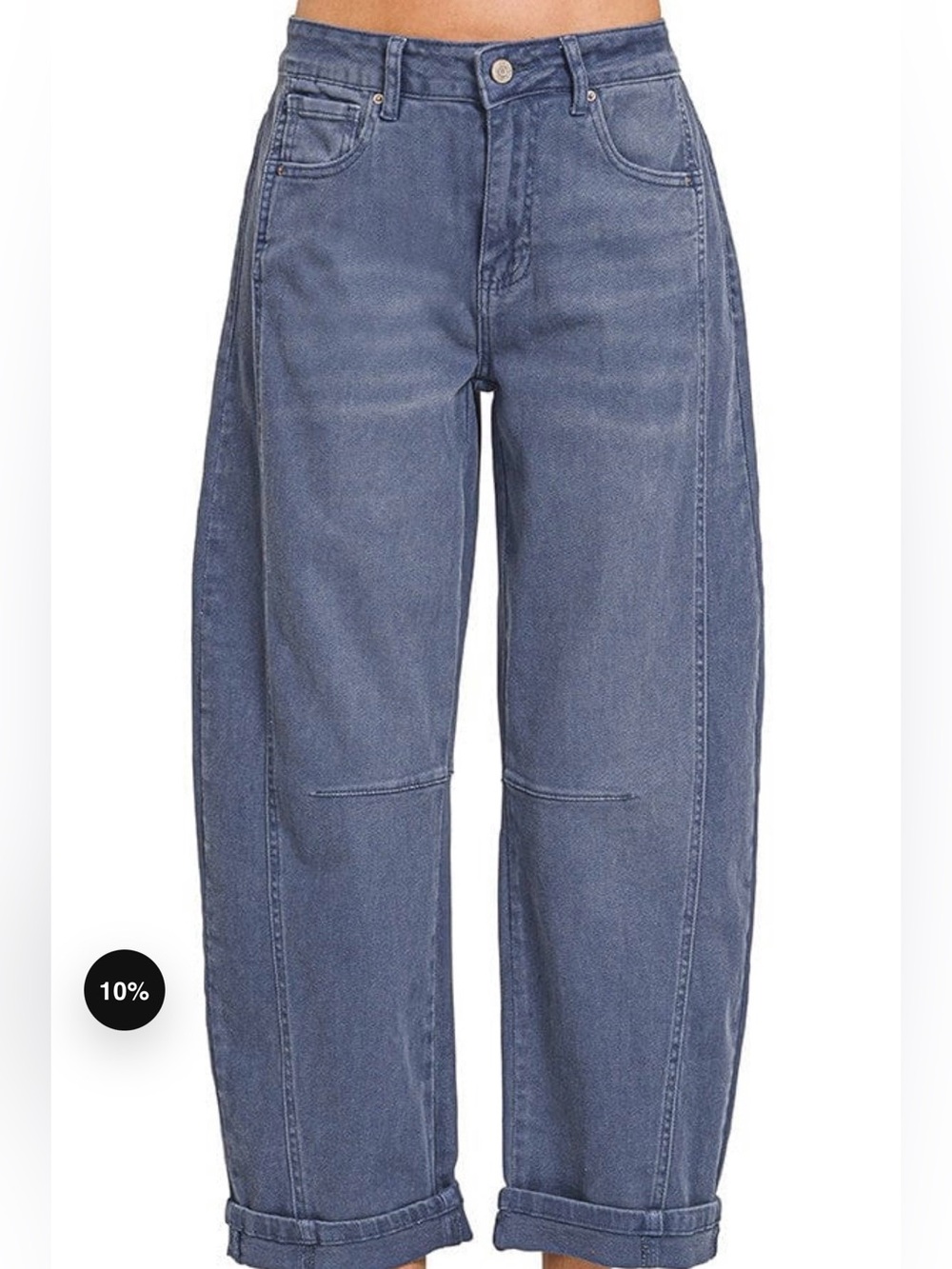 Zenana Women's Barrel Jeans in Washed Blue with stretch. Size medium